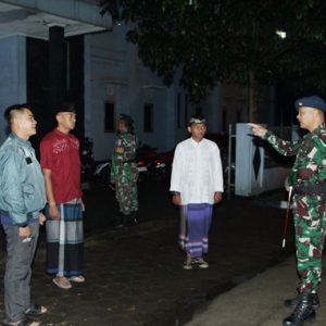 Tingkatkan Keamanan, Danlanud Husein Sastranegara Laksanakan Patroli Malam