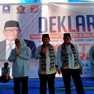 Deklarasi pasangan Tantowi-Haris dihadiri ribuan massa pendukung serta diramaikan pelaku UMKM