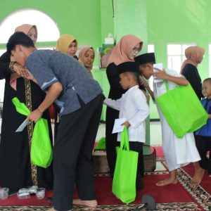 Majelis Taklim Al Insani Berikan Santunan kepada Puluhan Anak Yatim di Tangerang