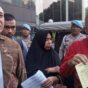 Kamaruddin Simanjuntak Penangkapan yang dilakukan kepada Ike Farida oleh Jatanras PMJ adalah Ilegal