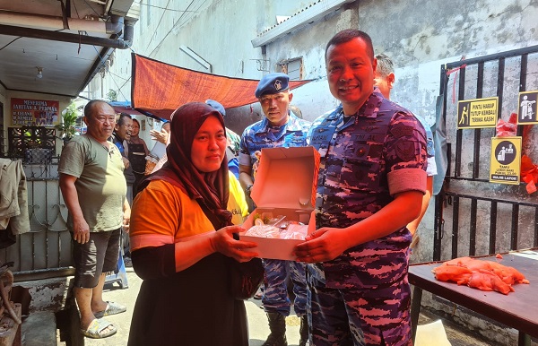 Peringati HUT ke-79 TNI, Lanud Husein Sastranegara Gelar Donor Darah dan Makan Gratis3