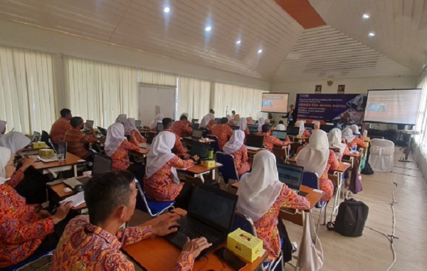 Lanud Husein Sastranegara Dukung Pelatihan Digital Seamolec Bagi Guru Sekolah Angkasa untuk Tingkatkan Kompetensi