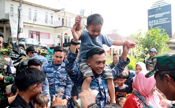 Pulihkan kondisi psikologis, Personel Lanud Husein Sastranegara laksanakan trauma healing