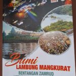 Buku Bumi Lambung Mangkurat Bentangan Zamrud Terbit di HPN 2025 Kalsel