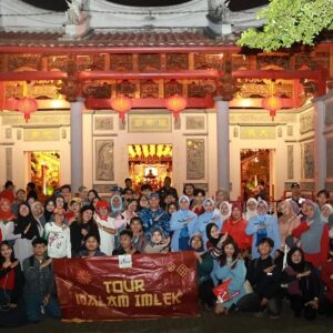 Komandan Lanud Husein Sastranegara Kunjungi Vihara, Pererat Toleransi Pada Perayaan Tahun Baru Imlek