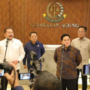 Jaksa Agung Titipkan Pengelolaan Lahan PT. Duta Palma Group kepada Kementerian BUMN