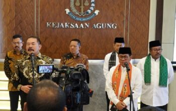 Gubernur DKI Kunjungi Jaksa Agung Minta Pendampingan Hukum Bangun Jakarta