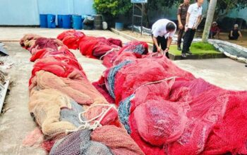 BPA Kejagung Hibahkan Jaring Ikan Kapal Ex-Vietnam kepada Unhas