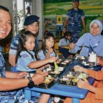 Komandan Lanud Husein Sastranegara Tinjau Pendistribusian Makanan Bergizi di Wilayah Cicendo