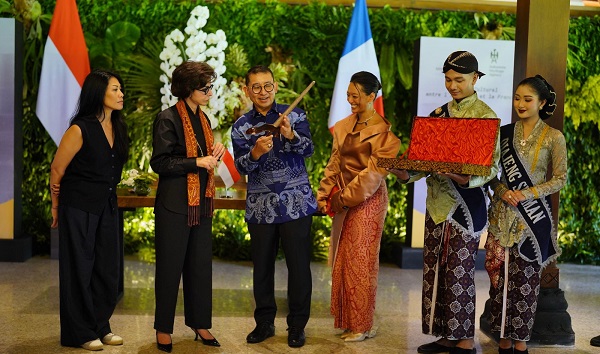 Sambut Menbud Prancis di Borobudur, Fadli Zon Resmikan Borobudur Cultural Center dan Tampilkan Pameran Peradaban Nusantara