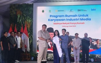 Serahkan Kunci Rumah Subsidi, Menteri PKP: Program Ini Bukan untuk Membungkam Wartawan