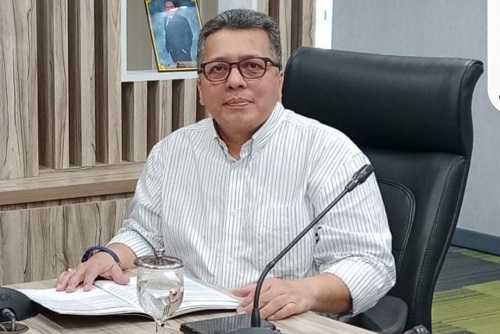 Buruh dan Presiden Sepanggung Sepenanggungan