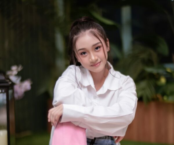 Vania Elizabeth Filberta
