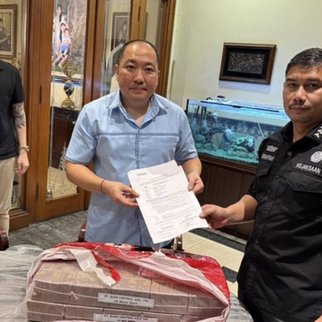 Perkara PT Sritex,Penyidik Jampidsus Geledah dan Sita Uang Rp 2 Miliar