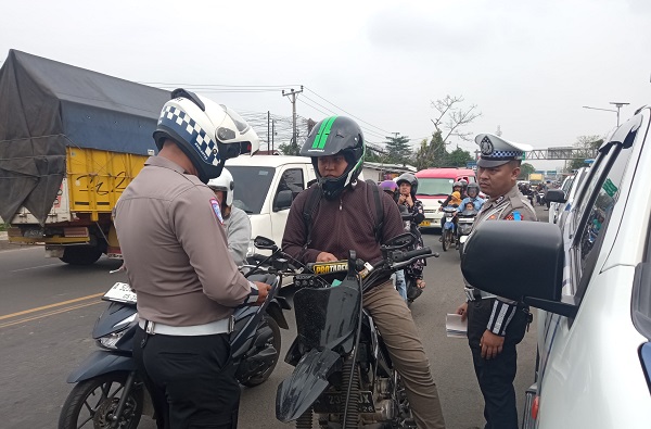 Hari Pertama Ops Patuh Maung 2025, Ditlantas Polda Banten Lakukan Teguran, Himbauan Hingga Tilang