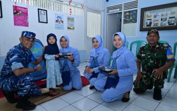 Cegah Stunting, Lanud Husein Sastranegara Distribusikan Makanan Bergizi untuk Ibu Hamil dan Balita