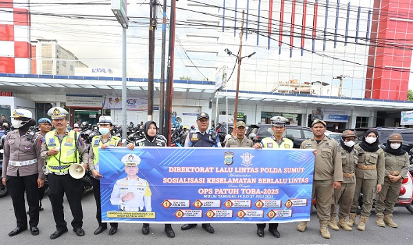 Patroli Gabungan Ditlantas Polda Sumut, Dishub, serta Satpol PP Kota Medan Tertibkan Parkir Liar dan PKL di Badan Jalan