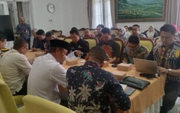 Rapat kerja pembahasan Raperda RPJMD 2025 DPRD Kabupaten Sukabumi