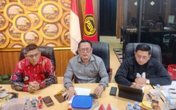Dwi Purbo dari Prabu Satu Nasional saat menyampaikan kronologi dugaan pemerasan Rp1,5 miliar