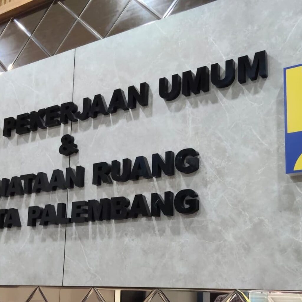 SLF Tersendat Setahun, Pengusaha Palembang Bongkar Dugaan Permainan di Balik Layar