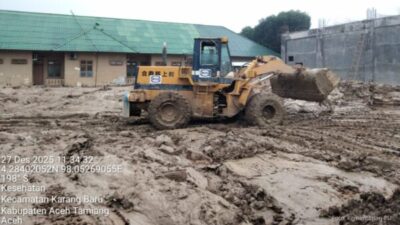 Pemulihan pascabencana Aceh Tamiang oleh Kementerian PU dengan alat berat