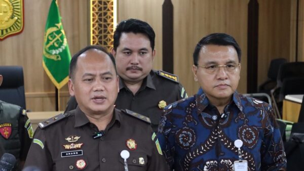 Sidang putusan bebas Tian Bahtiar di Pengadilan Tipikor Jakarta Pusat