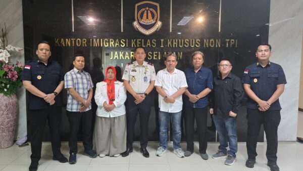 Pengurus Perwakum Jakarta melakukan audiensi dengan Kantor Imigrasi Jakarta Selatan.