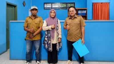 Ketua AMKI Sukabumi Raya bersama Kepala Cabang Perumdam Palabuhanratu membahas pelayanan air bersih, kondisi bak penampungan Tamansari, dan aspirasi masyarakat.
